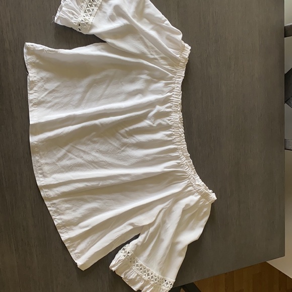 SHEIN Flowy Pants and Blouse Set - Picture 5 of 7